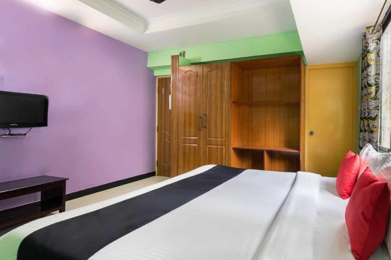 Capital O 28343 Madurai Velnachiyar Hotel