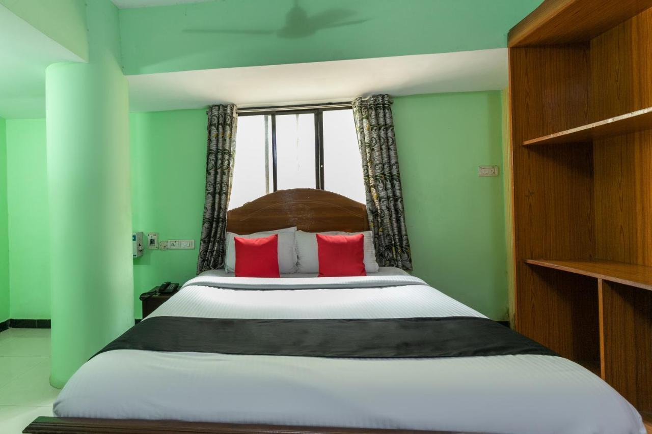 Capital O 28343 Madurai Velnachiyar Hotel Chennai